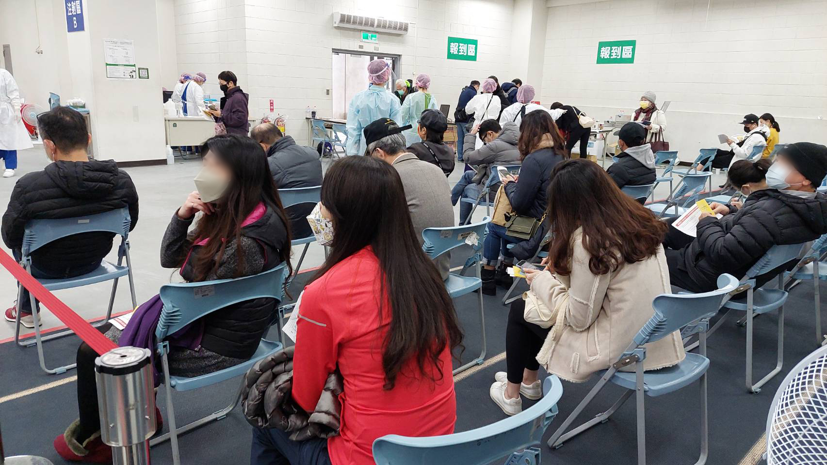 中央流行疫情指揮中心發言人莊人祥18日表示，次世代疫苗擴大開放後，打氣上升，整體疫苗接種數倍增。(央廣檔案/歐陽夢萍 攝)
