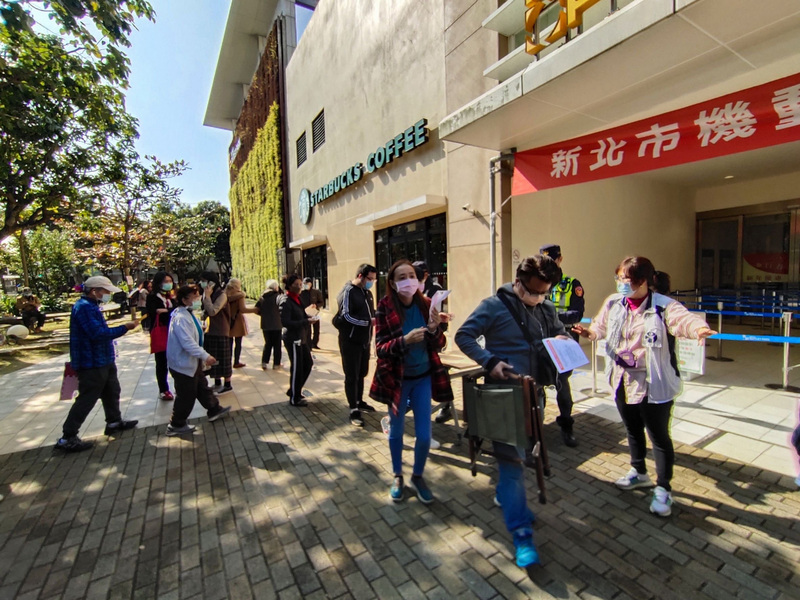 新北市7日公布1例COVID-19本土病例，是居家隔離期間陰轉陽個案，為一名住在三重地區的5歲女童。(圖：中央社)