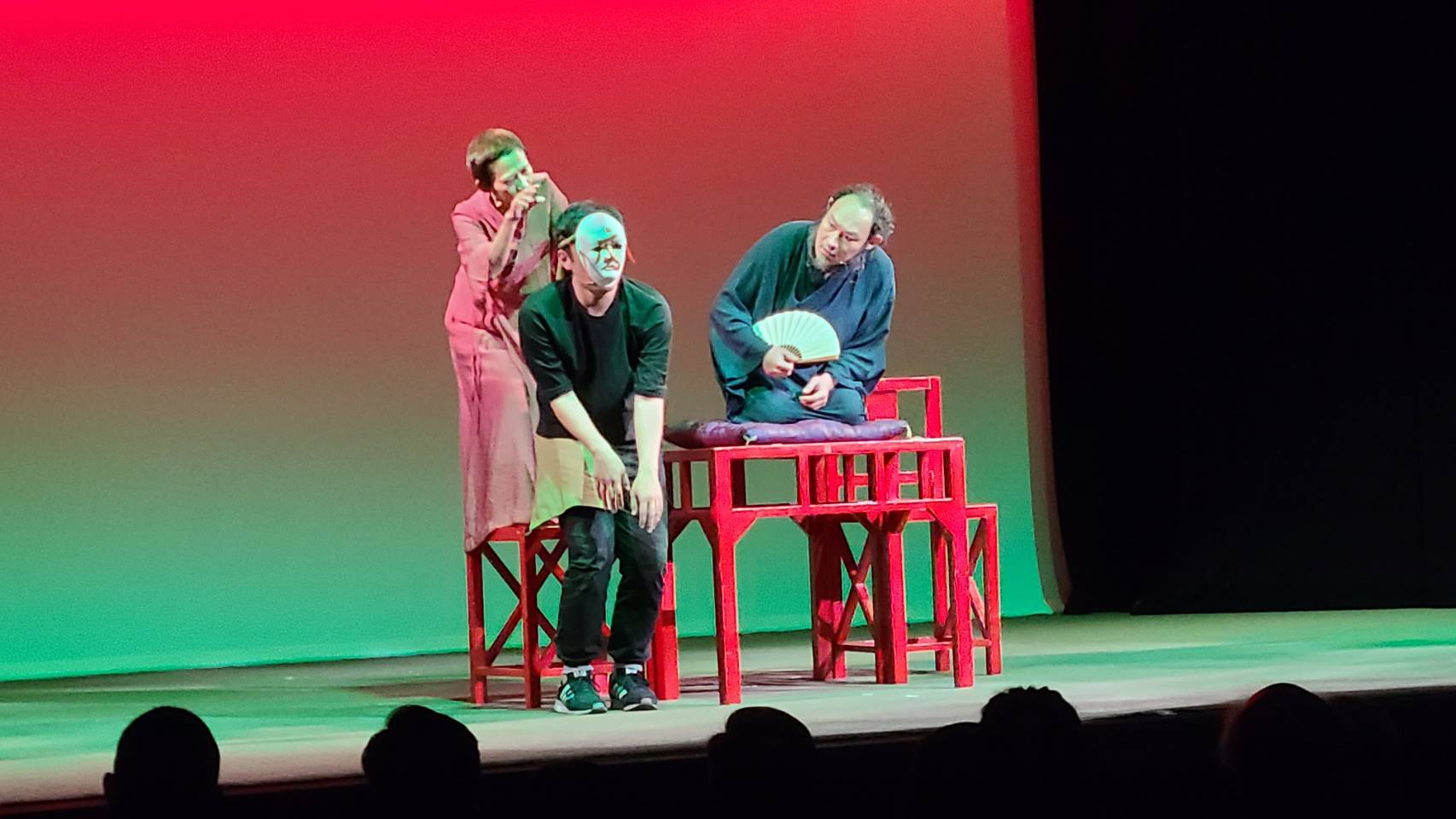 「2022台灣戲曲藝術節」將於4月盛大揭幕，草搞場將演出《逢魔時刻》，講述落語師徒的撞鬼經驗。(江昭倫 攝)