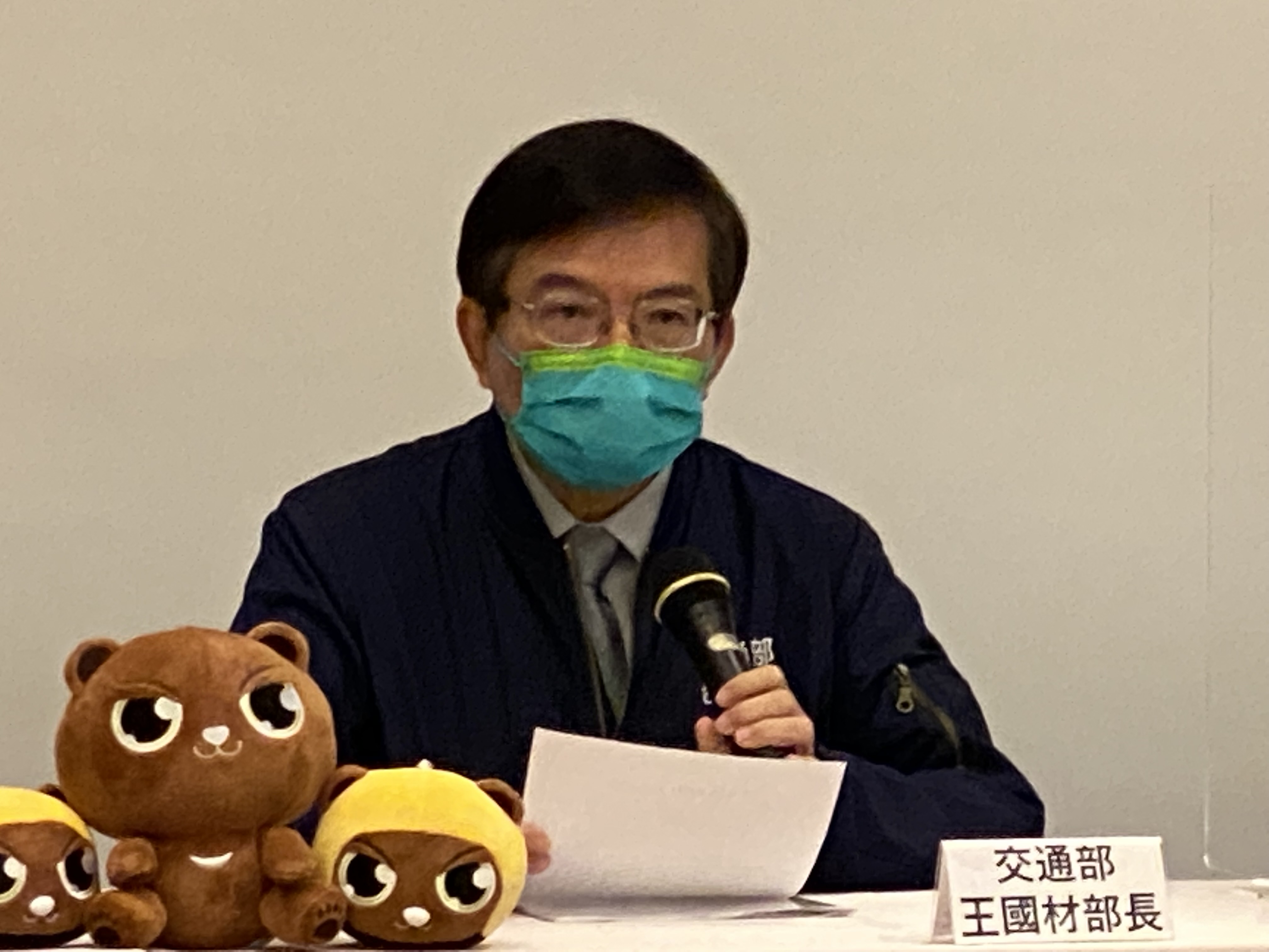 交通部長王國材持續推動「台鐵公司化」並且不甩鐵路工會的反彈、拒見部長，持續於近期前往各地與台鐵基層員工座談。(資料照/吳琍君 攝)