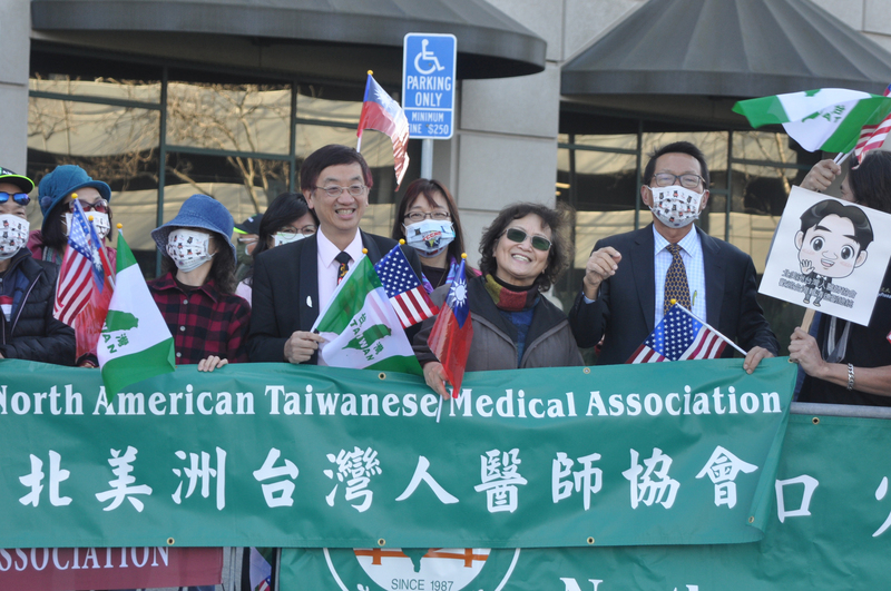 副總統賴清德參加宏都拉斯新任總統就職典禮後，回程於美西時間28日過境美國舊金山，當地僑界主動前往賴清德下榻飯店熱情歡迎。 (圖：中央社)