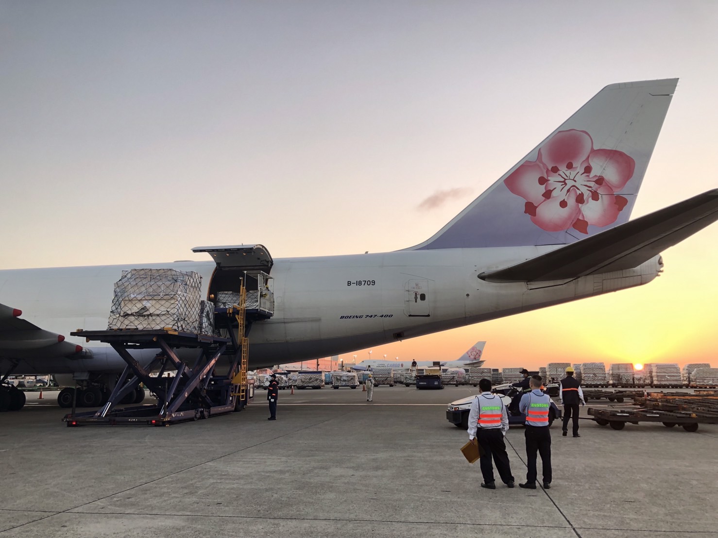 桃園機場2021年航空貨運量創281萬噸歷史新高，年增20%。(桃機公司提供)