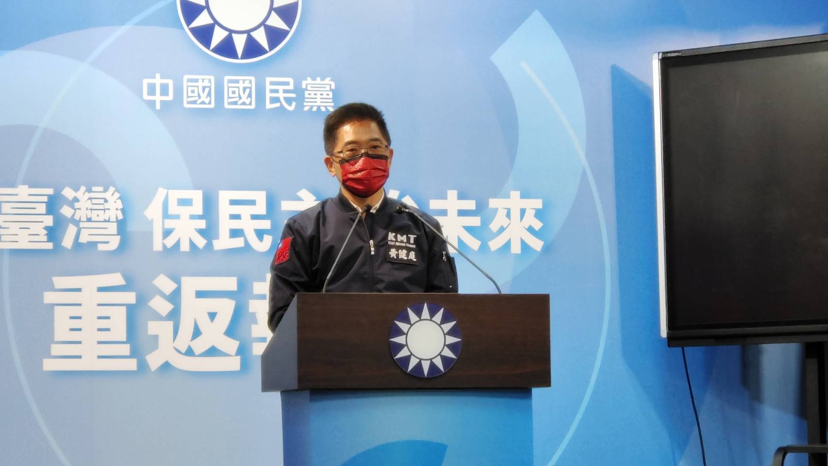 國民黨祕書長黃健庭表示，六都市議員提名採N+1制度，六都市議員非原住民選區可多提名35席給新人。(王韋婷攝)