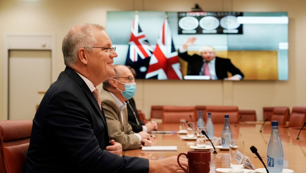 英國首相強生(Boris Johnson)和澳洲總理莫里森(Scott Morrison)17日進行視訊通話。 (圖:莫里森推特)