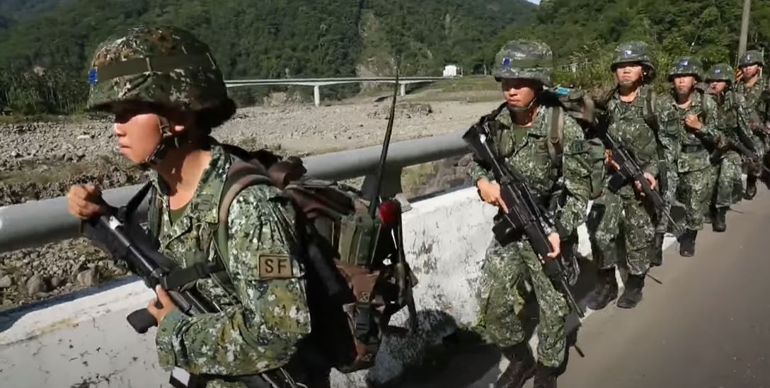 陸軍特戰部隊3/15起展開457公里大行軍(圖截自國防部發言人youtube)