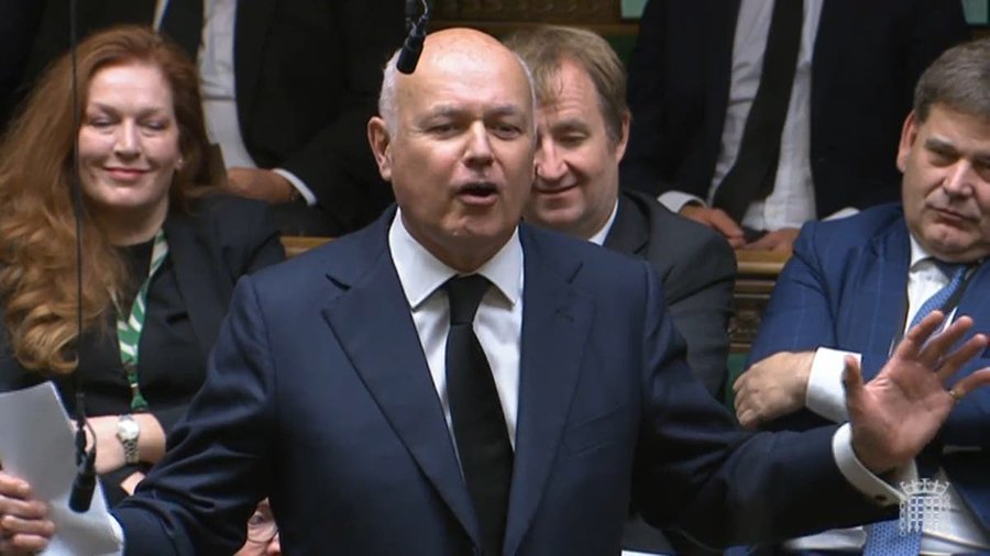 英國國會議員史密斯（Iain Duncan Smith）。 (圖:X平台)