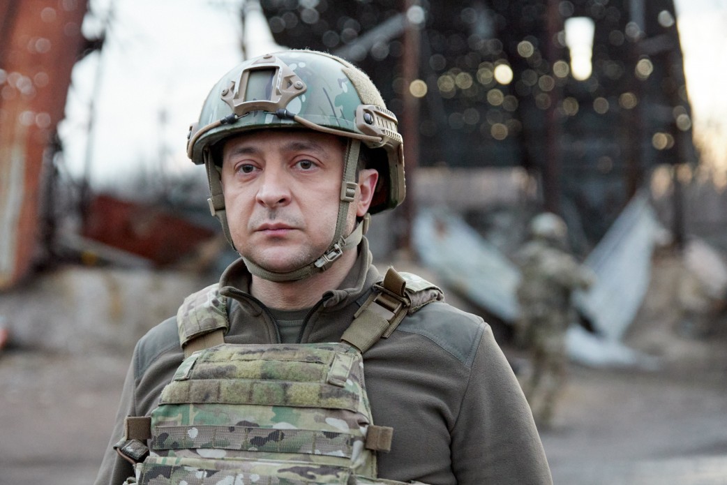 烏克蘭總統澤倫斯基(Volodymyr Zelenskiy)17日到前線視察。 (圖:烏克蘭總統府)