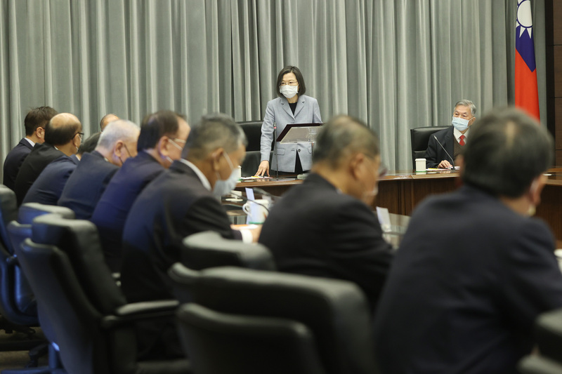八大工商團體20日將赴總統府向蔡英文總統拜晚年，並從產業、能源、兩岸、國際經貿等面向提出建言。(中央社資料照)