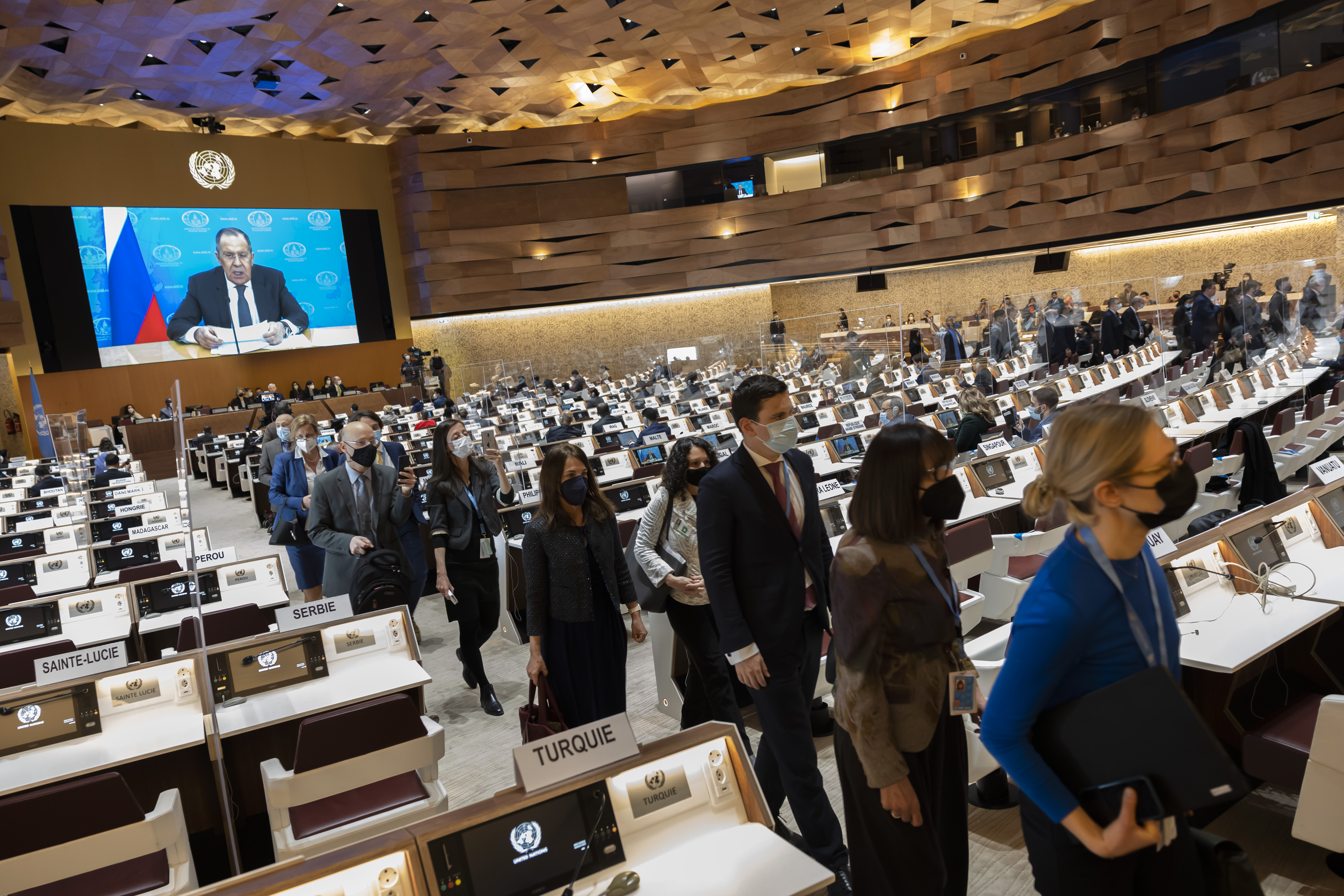 俄羅斯外交部長拉夫羅夫(Sergei Lavrov)1日在聯合國人權理事會(UN Human Rights Council)發表講話時有多國外交官離場。(AFP)