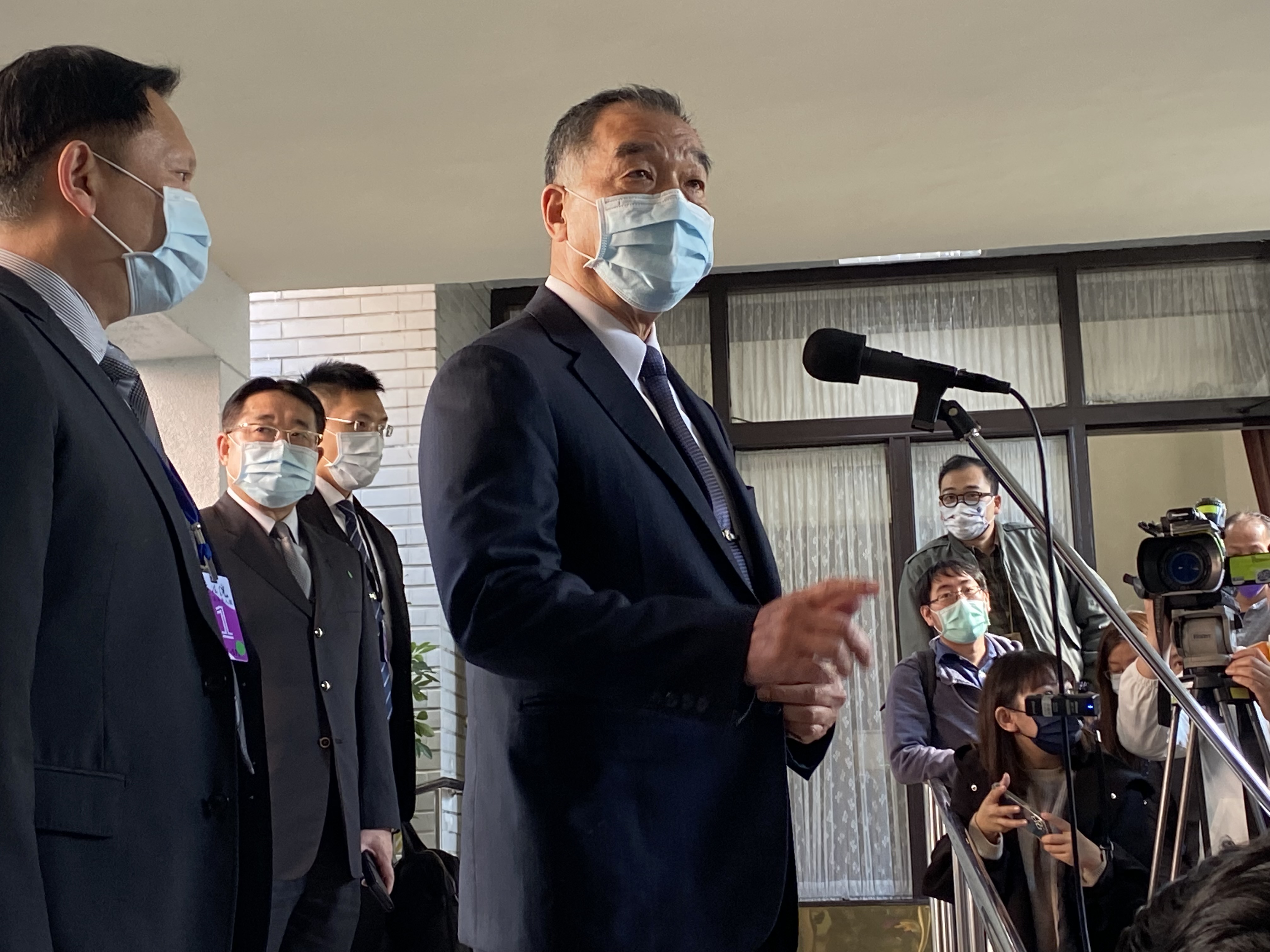 國防部長邱國正8日在立法院受訪。(資料照片/林詠青攝)