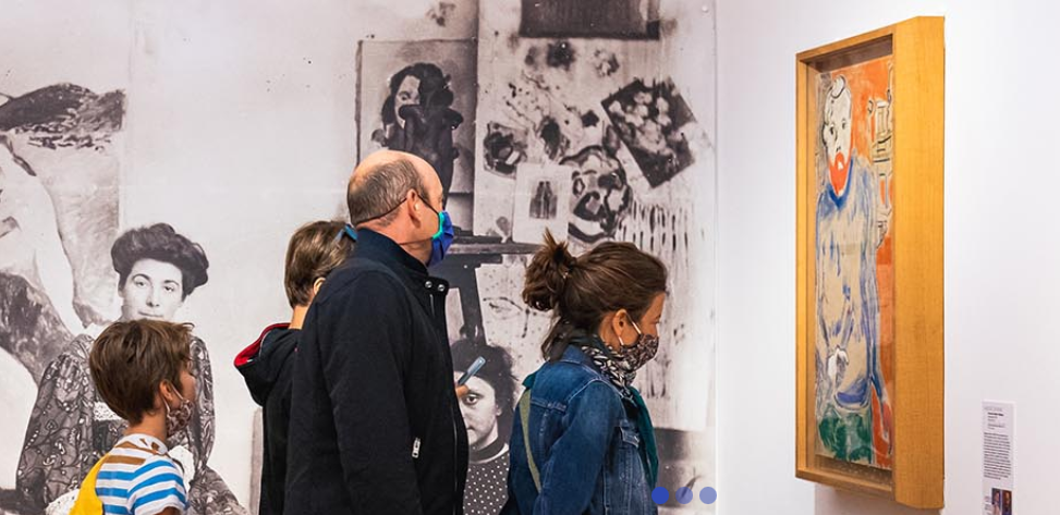 圖為民眾在法國馬諦斯博物館欣賞馬諦斯畫作。(圖:musee-matisse-nice.org)