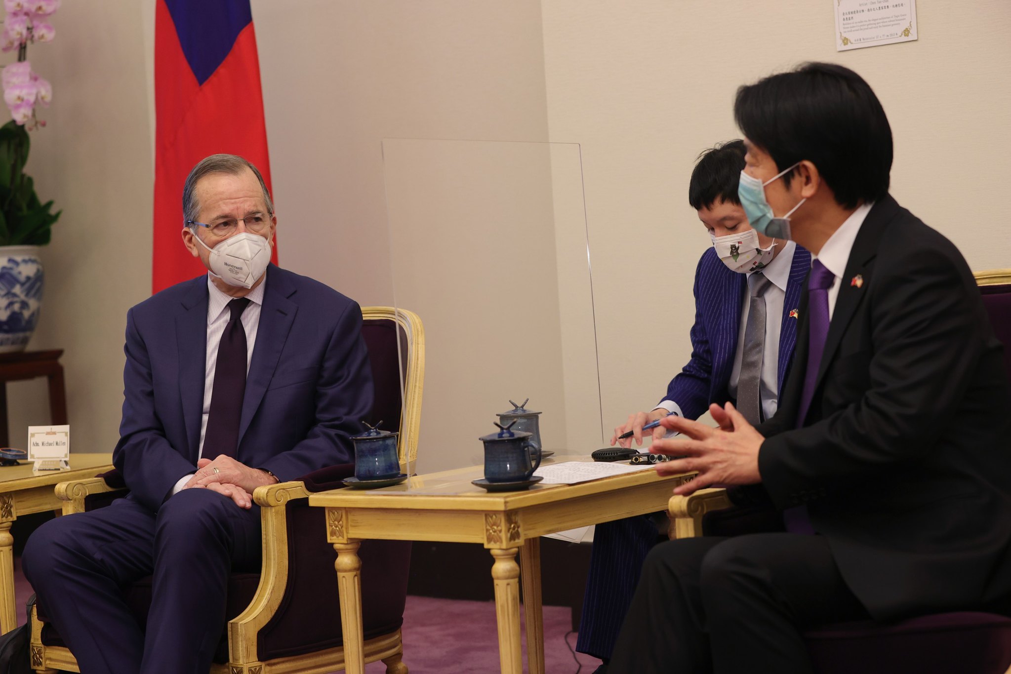 副總統賴清德2日上午接見「美國總統拜登指派之跨黨派資深代表團」。(圖：總統府Flickr)