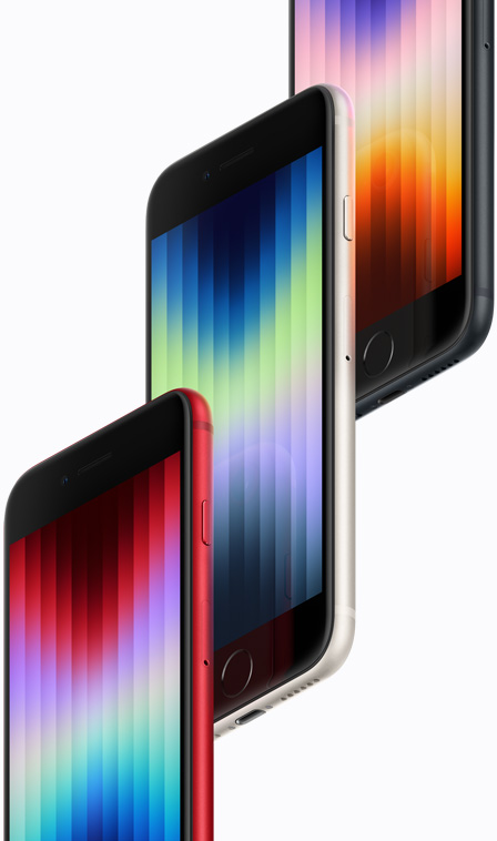蘋果春季發表會才宣布iphone SE3，但受到烏克蘭戰爭影響，已傳出準備削減產量。(攝自蘋果官網)