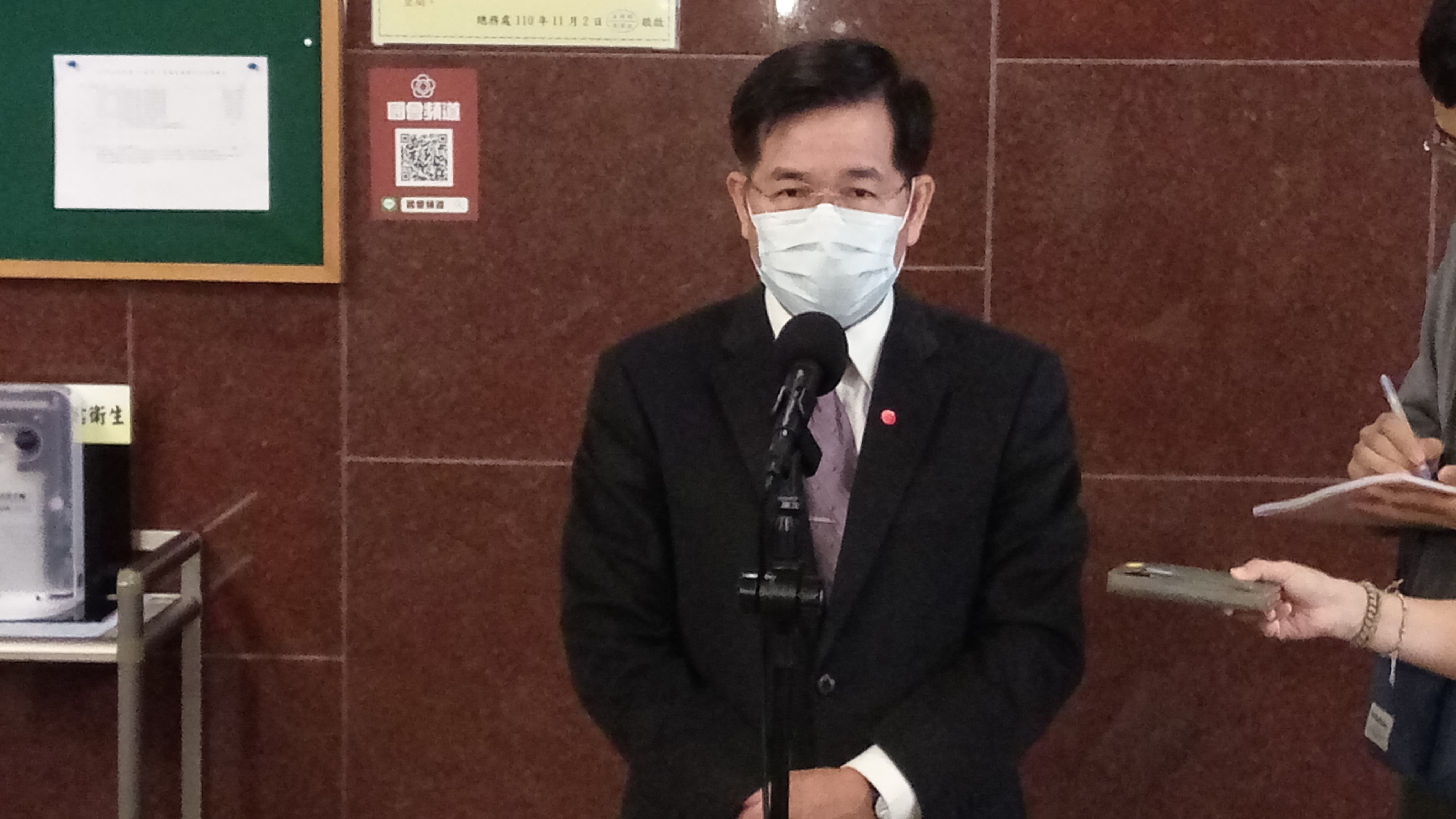 教育部長潘文忠表示，烏克蘭學生若想來台就學，教育部將提供協助。(陳國維 攝)