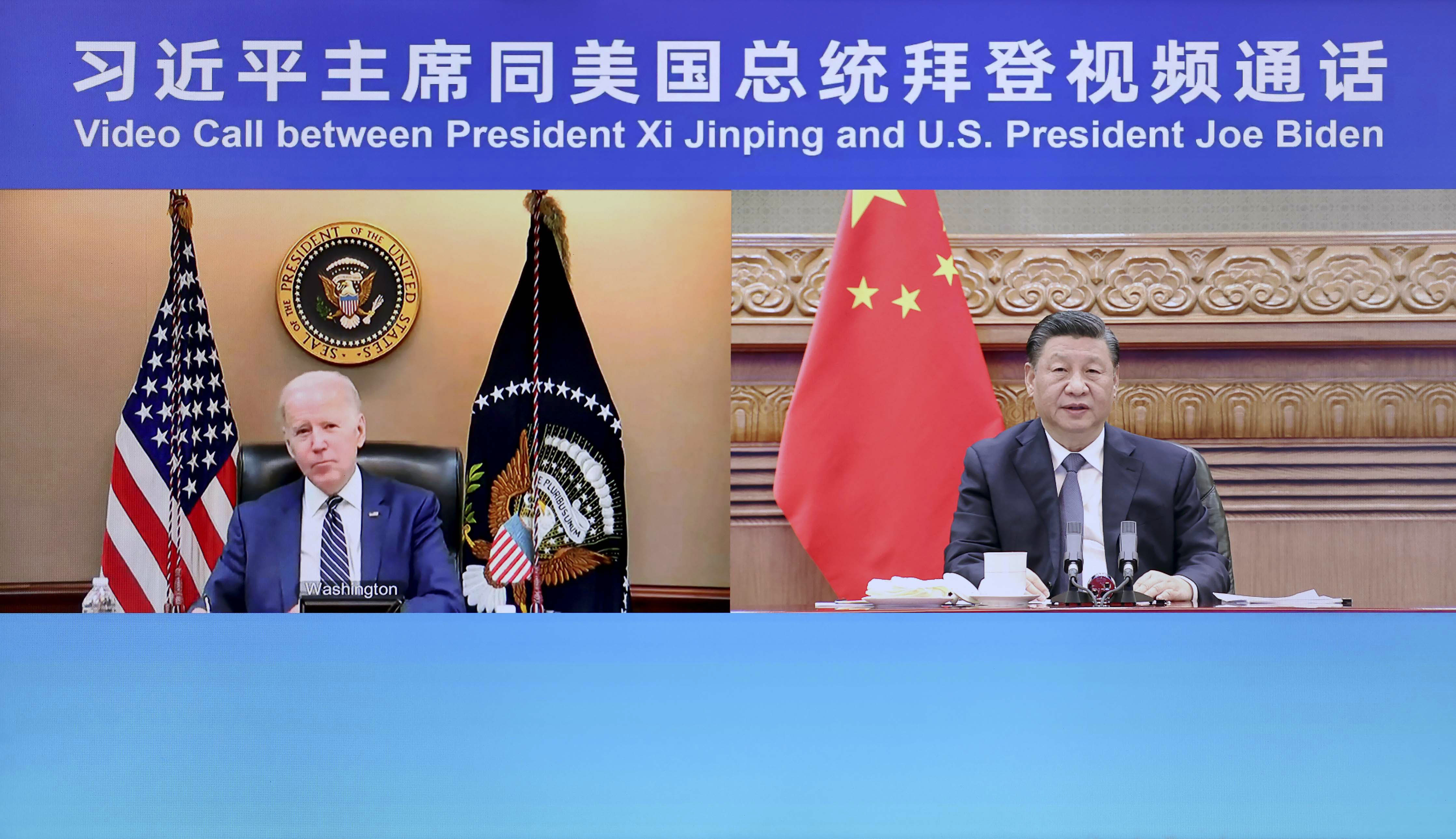 美國總統拜登18日與中國國家主席習近平舉行視訊通話。(AFP)