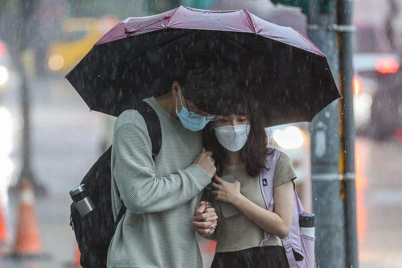 氣象局表示，未來一週大致受南方雲系影響，全台有雨。(資料照/圖：中央社)