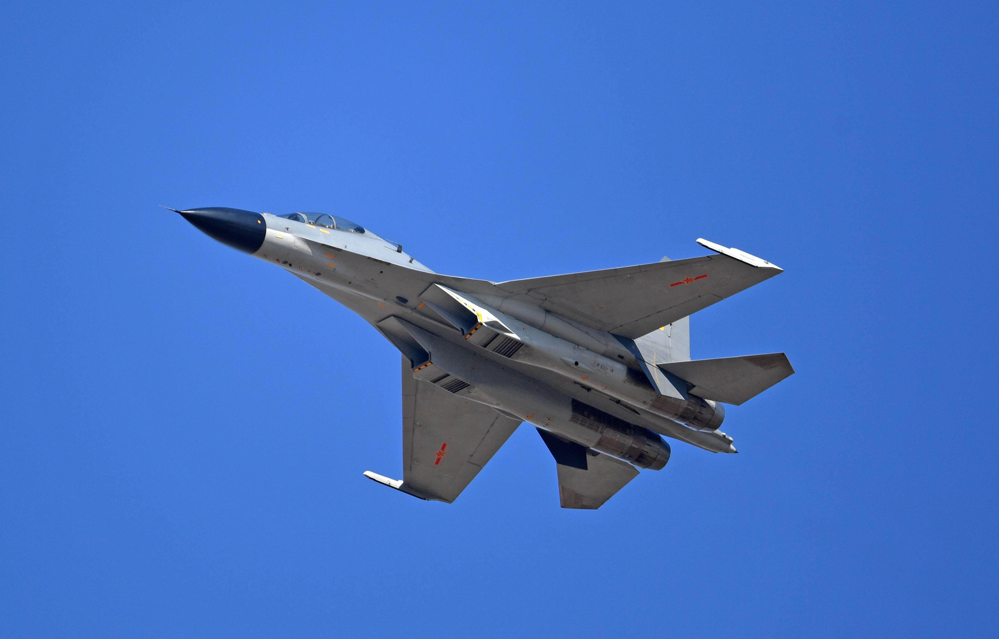 圖為殲11(同型機)。(國防部提供)