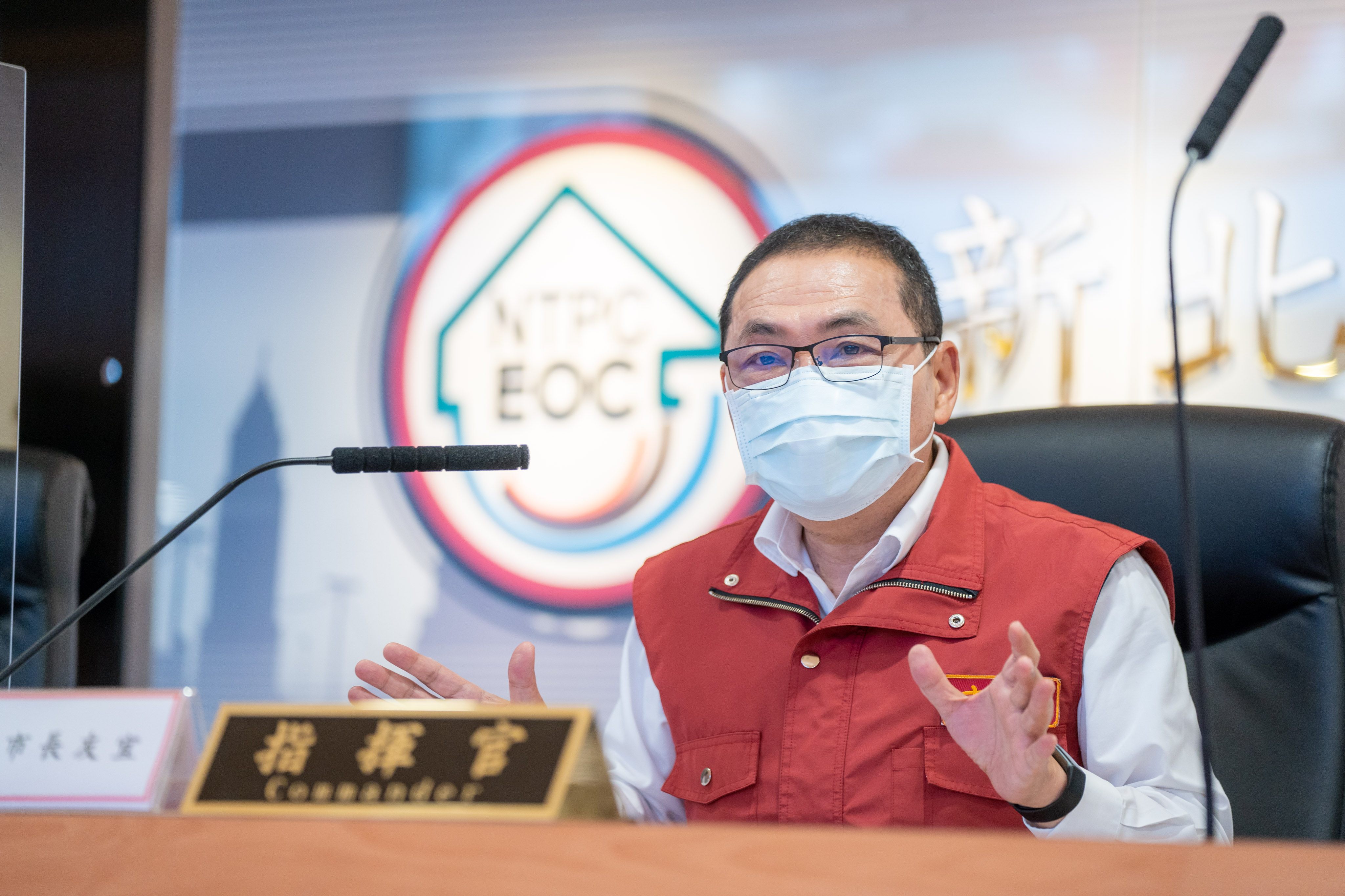 新北市長侯友宜（圖）證實中和2歲重症男童不治。(新北市政府提供)