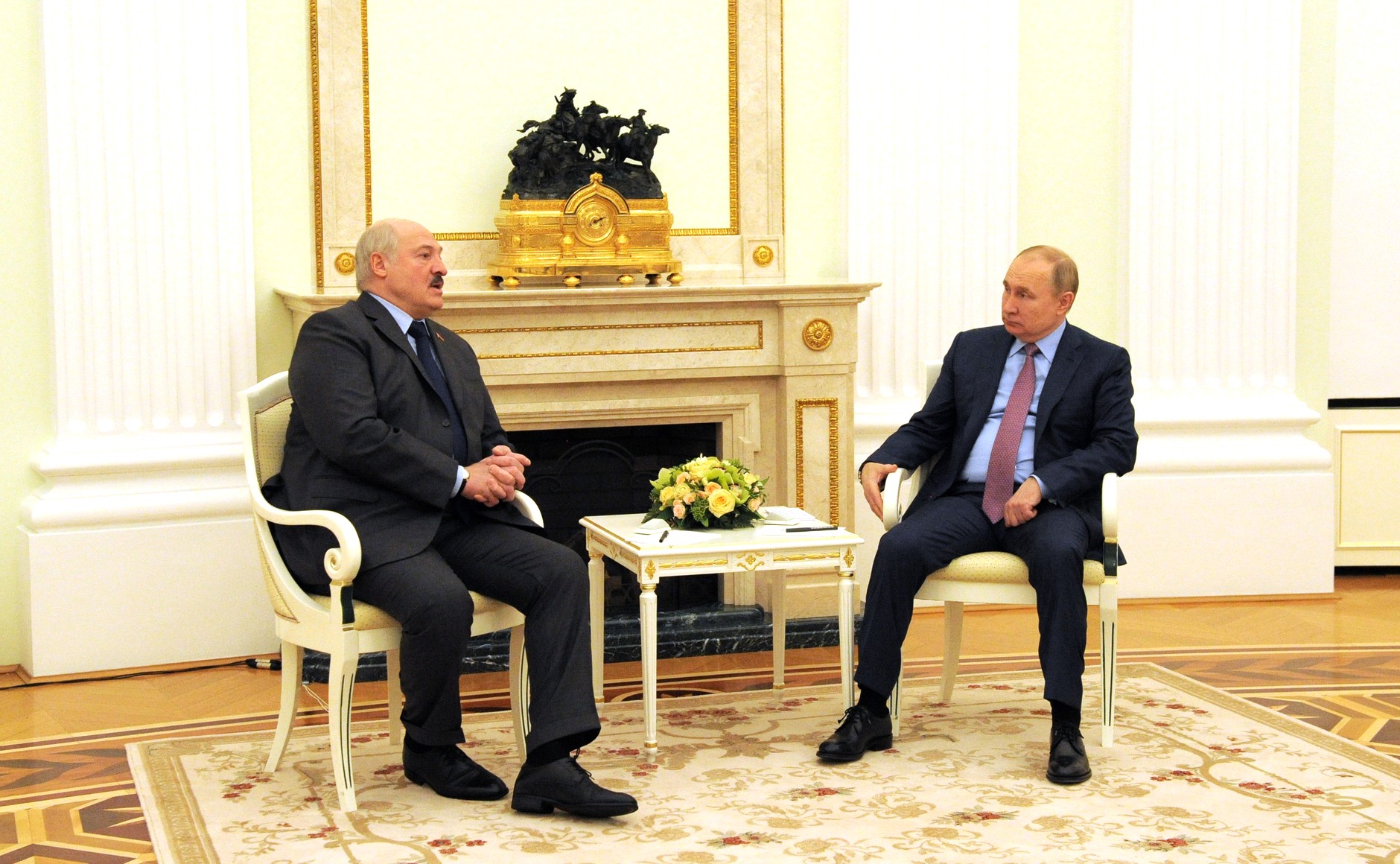 俄羅斯總統蒲亭(Vladimir Putin)12日與白俄羅斯總統魯卡申柯(Alexander Lukashenko)會面。 (圖:俄國總統府)
