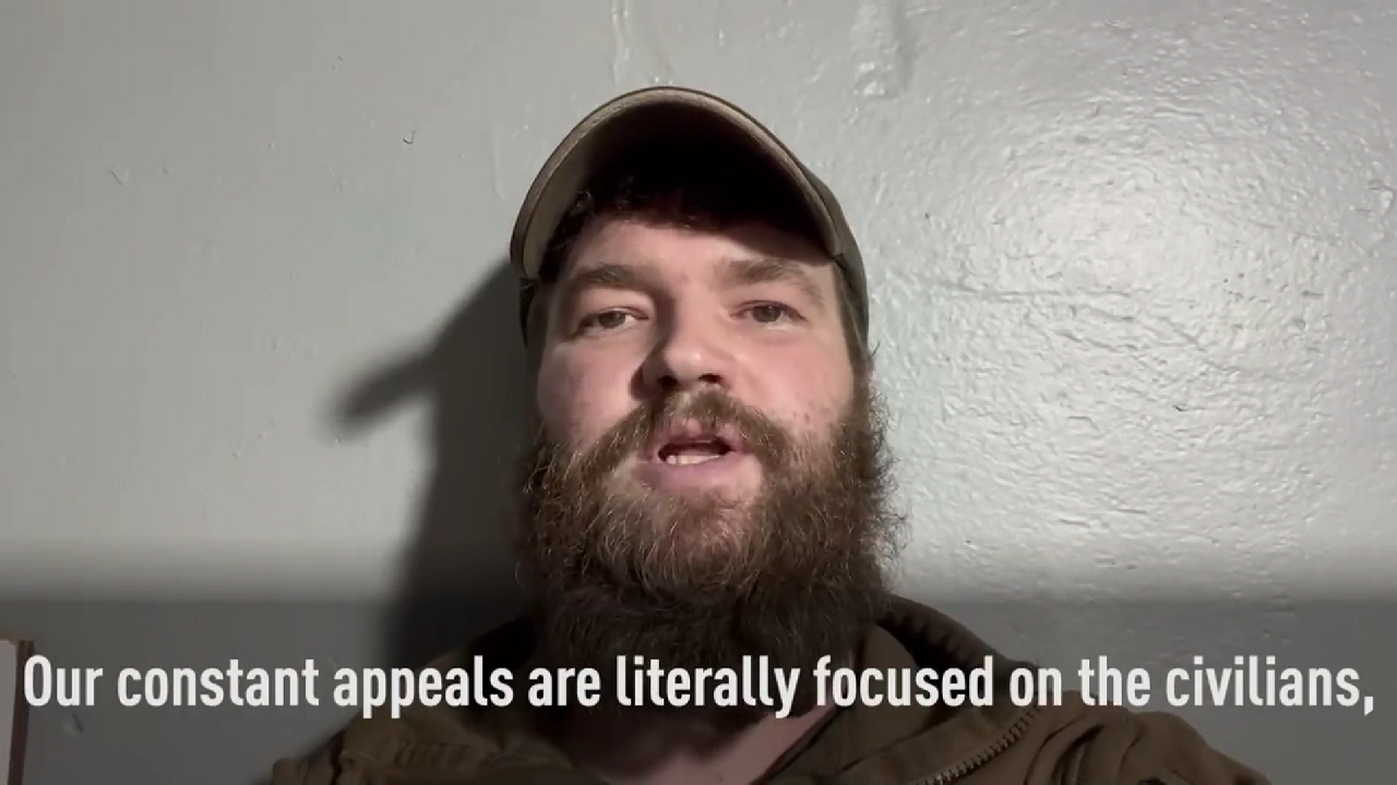 鎮守馬立波的烏克蘭亞速營指揮官帕拉馬爾21日發出絕望的求助請求，並指責俄羅斯人未能兌現允許平民安全撤出馬立波的承諾。(圖擷自推特)