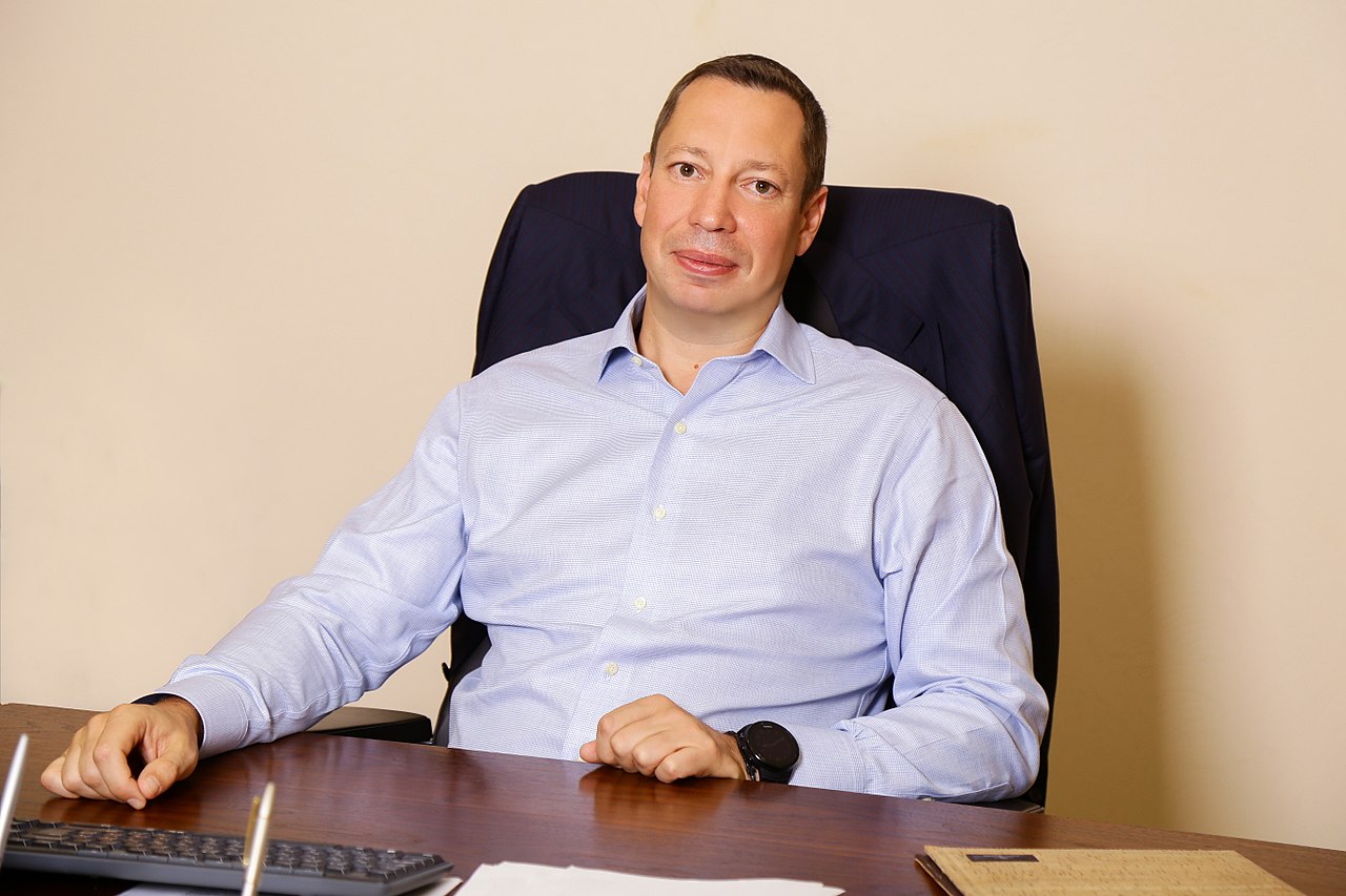 烏克蘭中央銀行總裁謝夫成柯(Kyrylo Shevchenko)2日表示，外國的金融援助將確保烏克蘭中央銀行儲備的穩定。(圖取自維基)