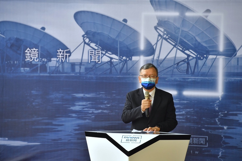 鏡電視董事長鄭優6日出席開台記者會。(圖：中央社)