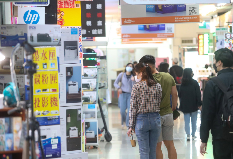 4月消費者物價指數年增率連2月突破3%，漲幅擴大至3.38%。(圖：中央社)
