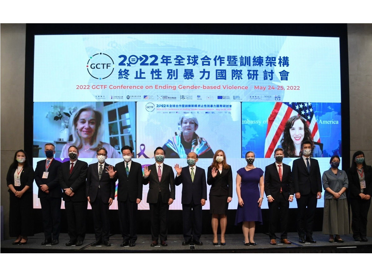台、美、日、澳、英、加、歐盟、以色列在全球合作暨訓練架構(GCTF)下舉辦的終止性別暴力國際研討會24日登場，行政院長蘇貞昌應邀出席 (行政院提供)