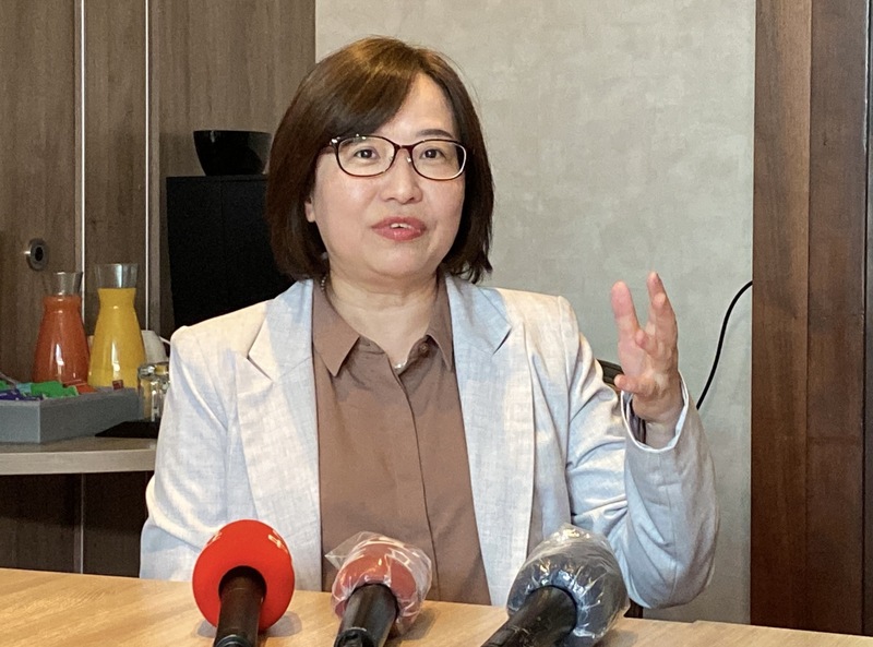 世衛行動團團長、衛生福利部次長李麗芬向記者表示，部長陳時中擬具一封親筆簽名的抗議信，已把此信送到世界衛生組織。儘管不一定能收到回覆，但還是要很清楚地表達台灣立場。 (圖：中央社)