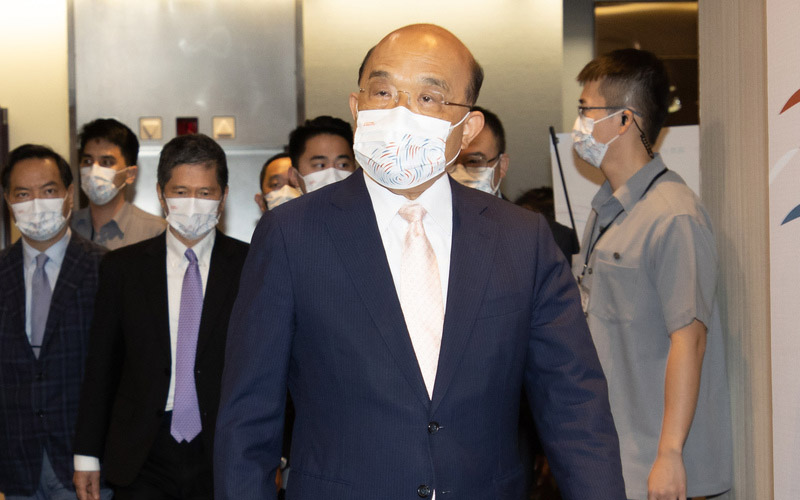 行政院長蘇貞昌28日上午出席全國文化會議開幕，並回應網路相關假訊息問題。(圖：中央社)