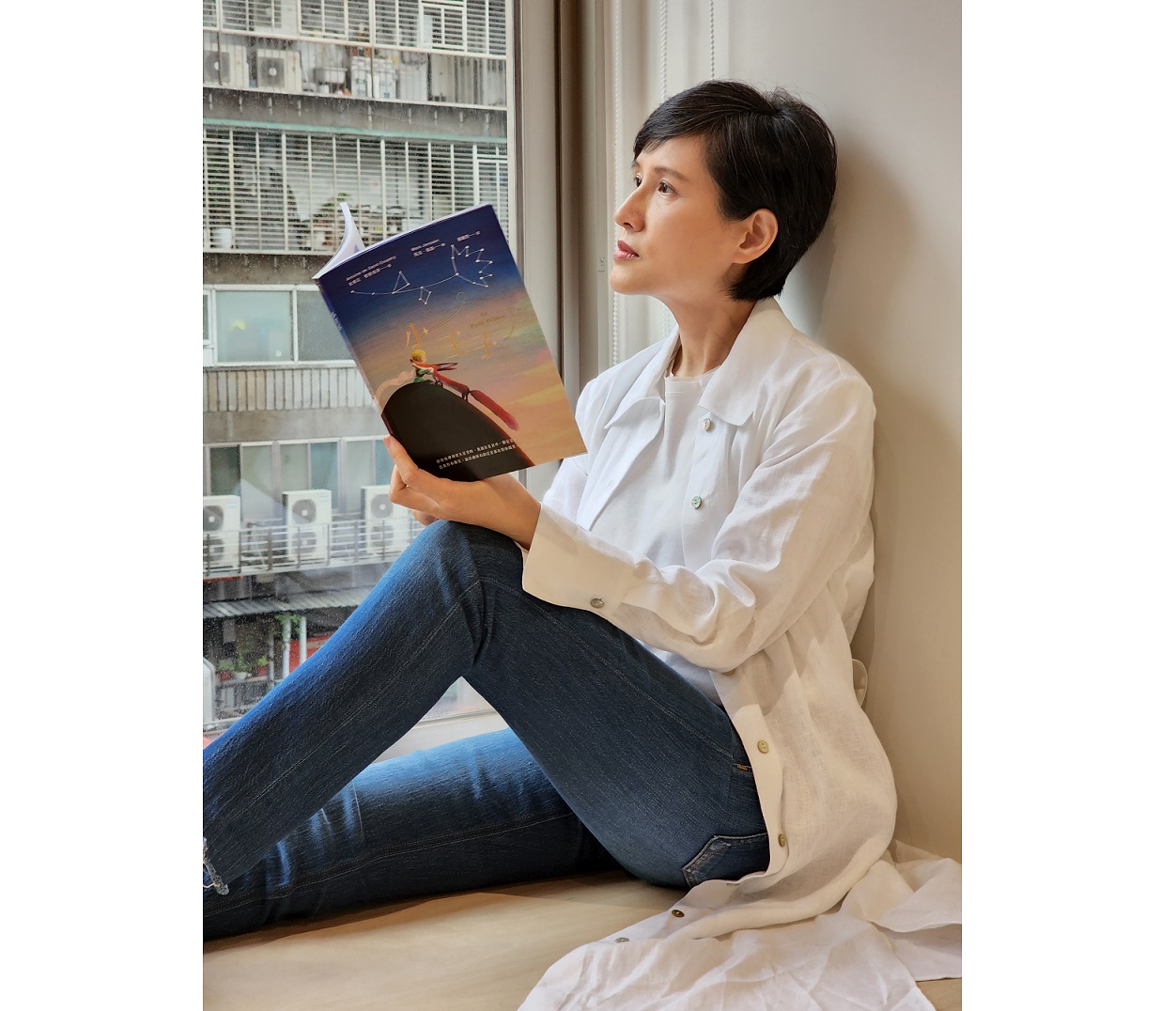 前文化部長鄭麗君親自翻譯法文版《小王子》，同步推出有聲書，獻聲演繹主角「飛行員」。(鄭麗君提供)