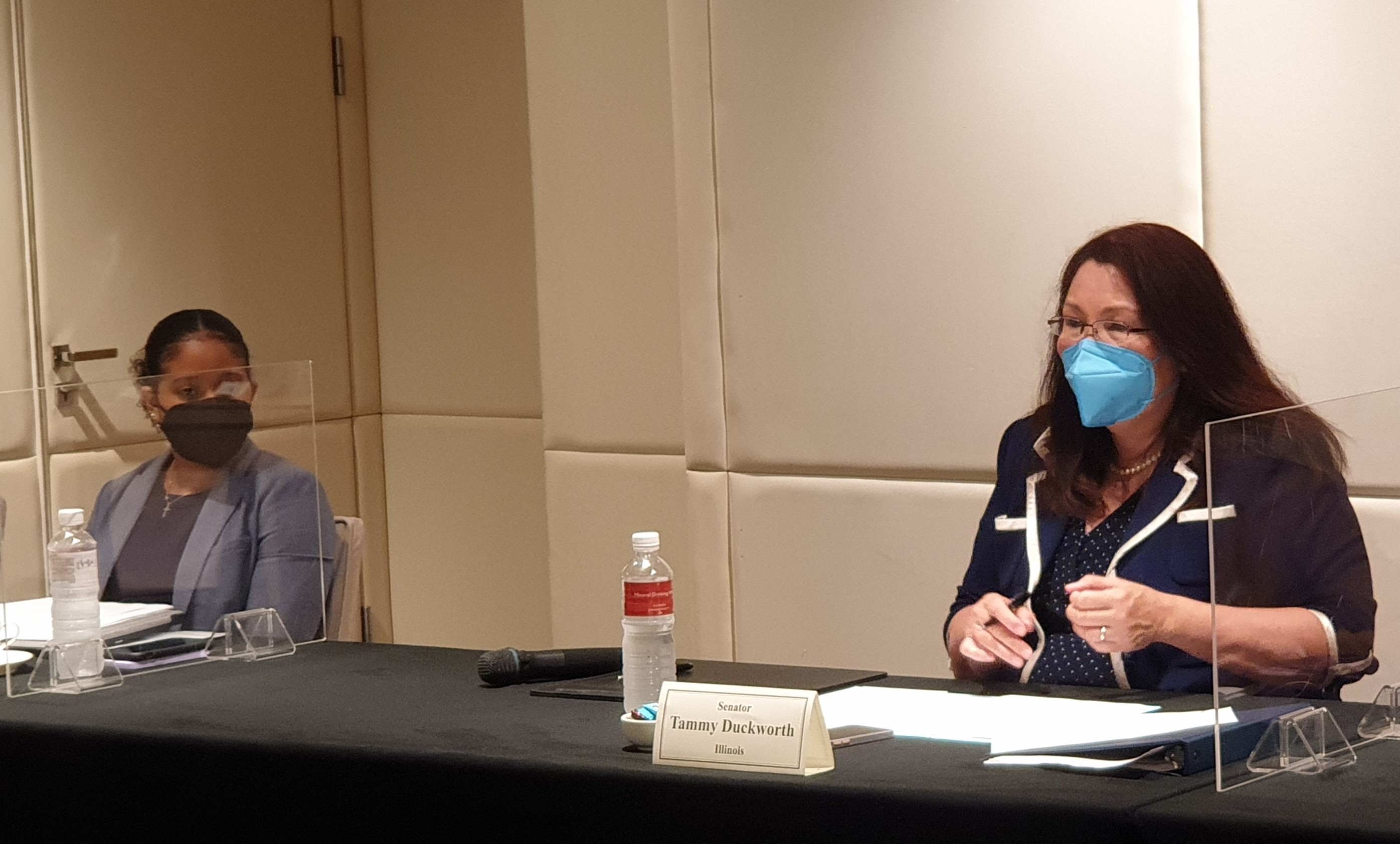 經濟部長王美花1日與美國達克沃絲參議員美國聯邦參議員達克沃絲(Tammy Duckworth)(圖)進行會談，支持推動深化臺美經濟夥伴關係。(圖:經濟部)