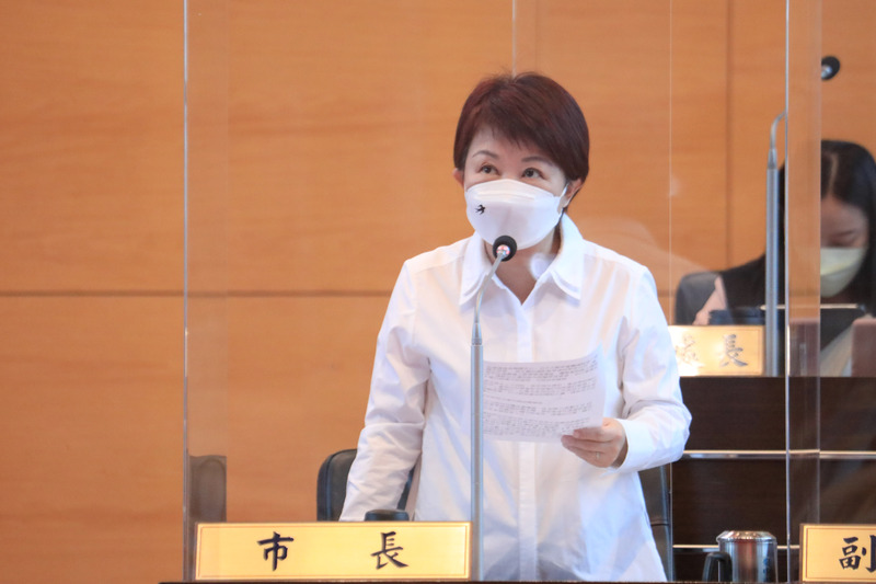 台中市長盧秀燕9日宣布，台中遠距教學延長1週。 (資料照片／中央社)