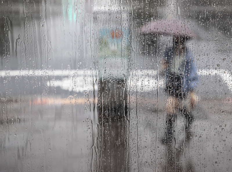 台北宜蘭防超大豪雨 18日前低溫探17度 (圖：中央社)