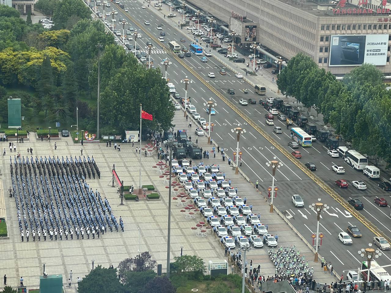 唐山市即日起在全市展開夏季社會治安「雷霆風暴」專項政治行動。(微博)