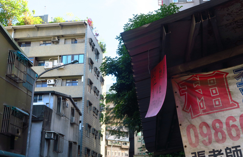 圖為出租布條。資料照。(圖：中央社)