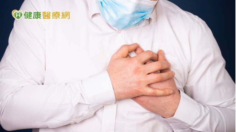 國民健康署吳昭軍署長提醒，有心血管疾病病史者，疫情期間更要提高對心血管疾病的警覺性，並留意身體的狀況，定期返回醫院追蹤檢查，才能早期發現異常，早期治療。(圖：健康醫療網 提供)