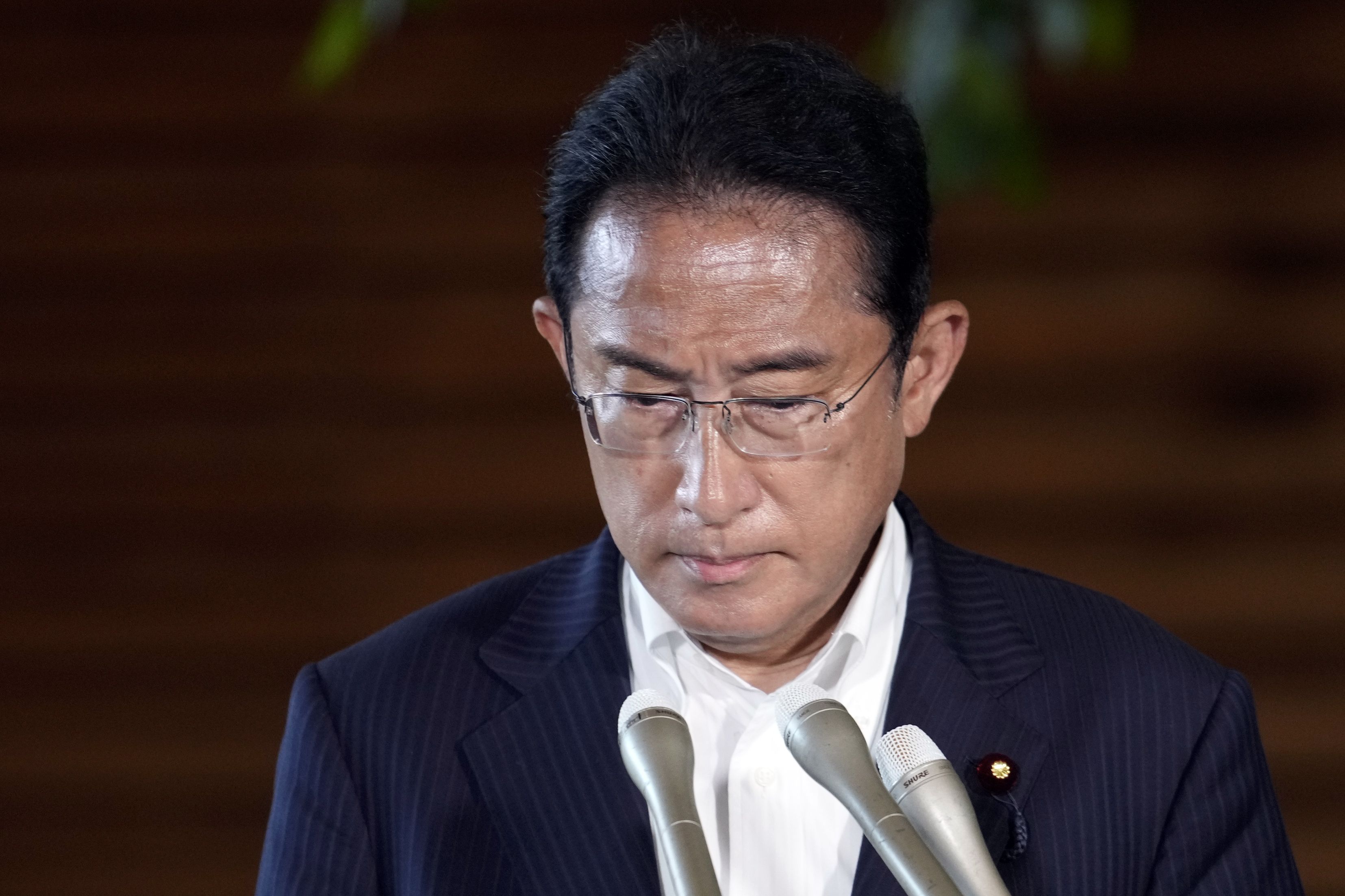 日本首相岸田文雄8日表示，對於前首相安倍晉三遭人刺殺身亡，他對此「感到非常地遺憾，無言以對」。(美聯社/達志影像)