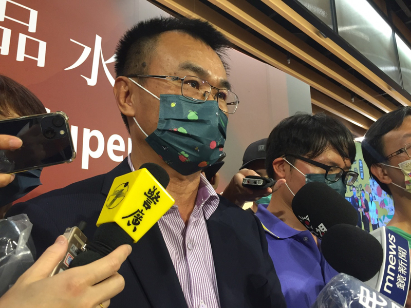 農委會主委陳吉仲表示，教育部規劃讓中小學午餐石斑魚入菜，可讓學童漁民家長三贏。(圖：中央社)