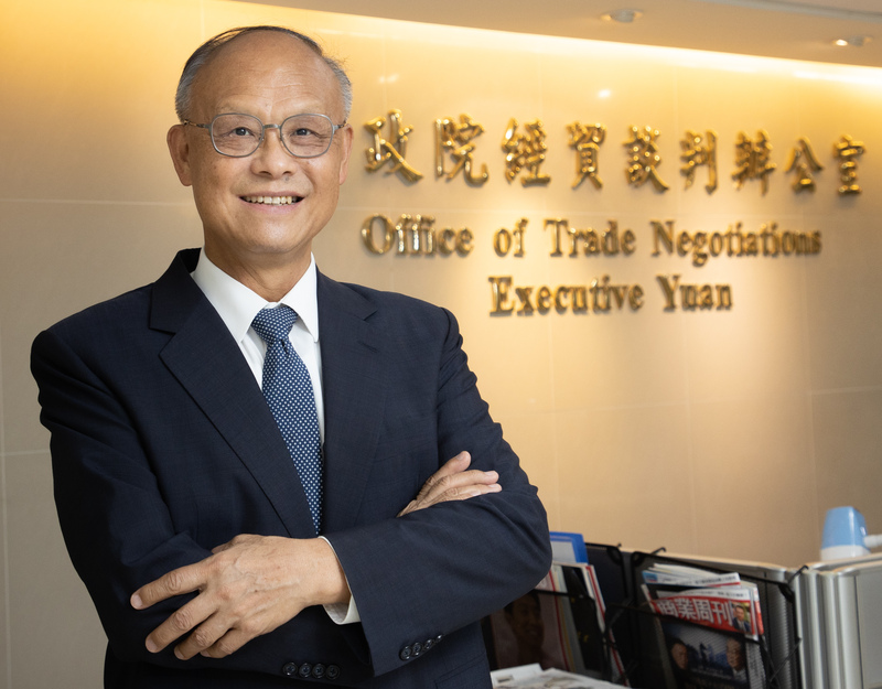 行政院政務委員鄧振中11日透過視訊向史丹佛大學的學者演講。 (圖：中央社檔案照片)