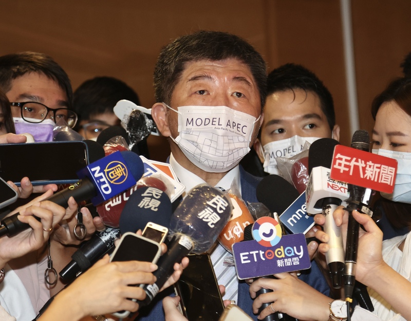 民進黨台北市長參選人陳時中(前) (圖：中央社)