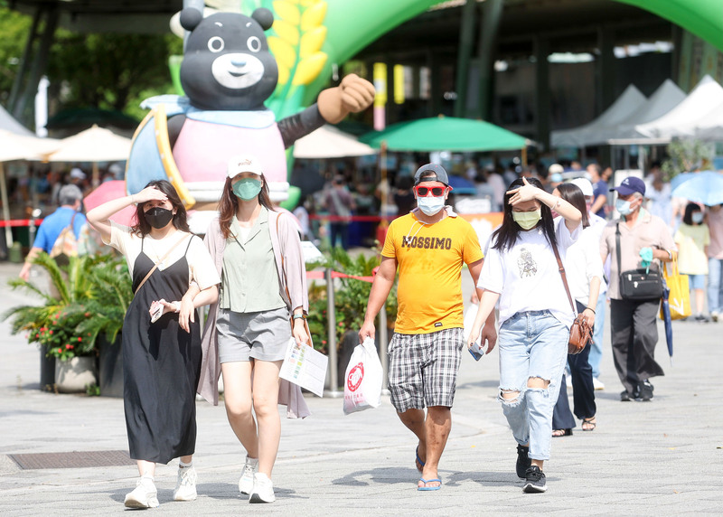 氣象局31日表示，8月5日至週末又將回到典型的夏季天氣。(示意圖/圖:中央社)