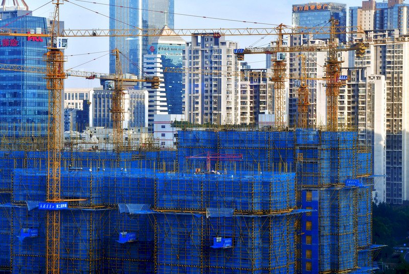 中國爛尾樓現象已對房市造成衝擊。圖為福建省福州市正在興建的新房。（中新社提供／中央社資料照片)
