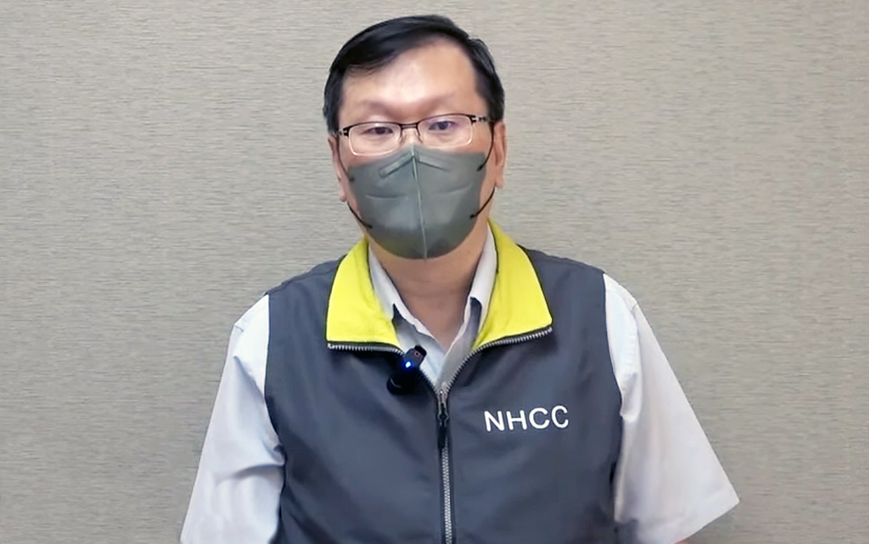 莊人祥表示，指揮中心已請民航局評估機組員在這2個月間的染疫情形，再交由專家會議討論是否鬆綁外站管制。(指揮中心提供)