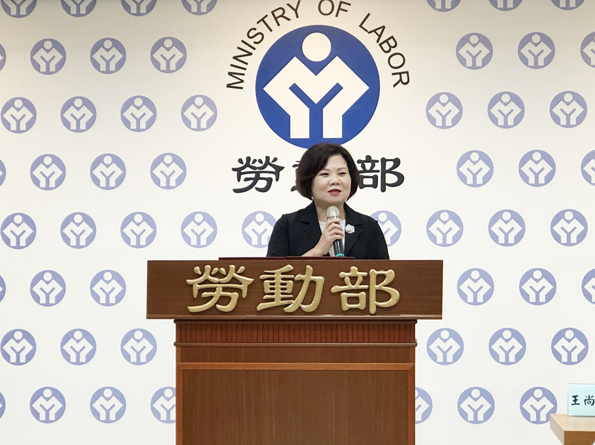 勞動部長許銘春表示，已去函詢問這些費用細項，也重話批評印尼的做法不是一個國家該有的態度。（資料照/楊文君 攝）