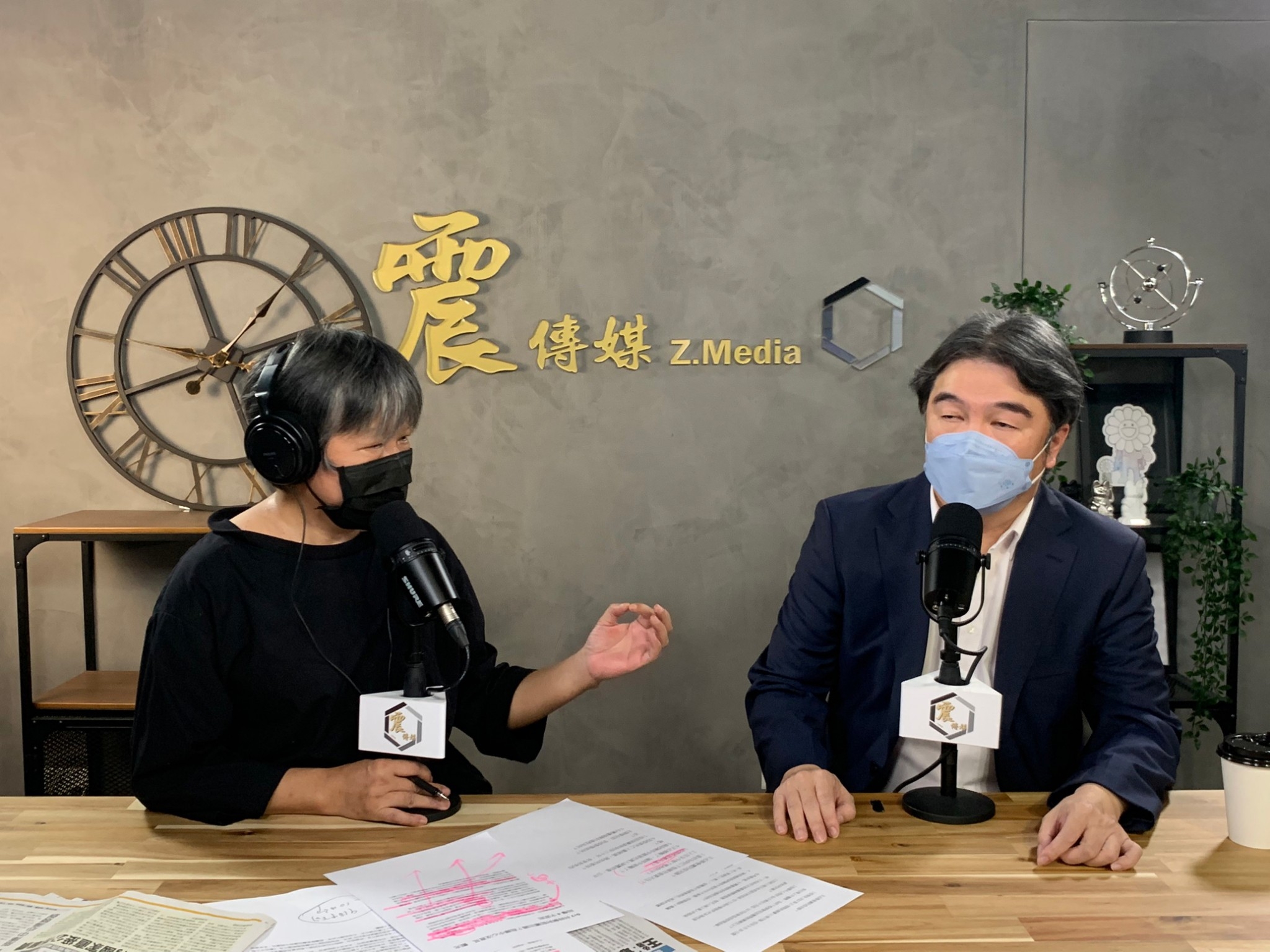 王必勝26日接受震傳媒網路節目「新聞不芹菜」專訪。(該節目提供)