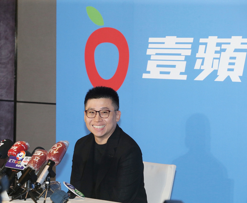 台灣蘋果新聞網新買家潘杰賢30日舉行記者會，他表示，因交易無法進行，決定成立新「壹蘋新聞網」，台蘋96%資遣員工將加入新公司。 (圖：中央社)