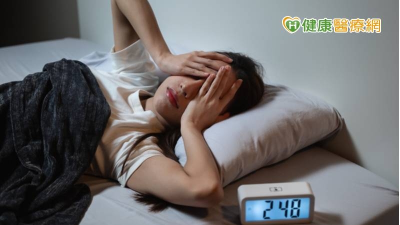 從中醫觀點來看，失眠又稱為不得臥、不得眠、不寐、目不瞑。(圖：健康醫療網 提供)