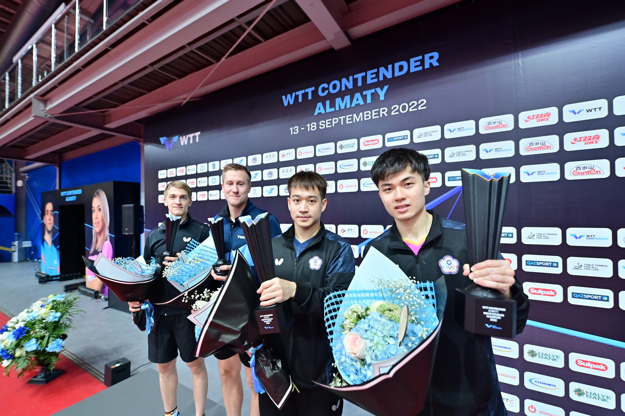 林昀儒與廖振珽在世界桌球職業大聯盟阿拉木圖挑戰賽男雙決賽，以3比2逆轉擊敗瑞典組合卡爾伯格與法爾克，勇奪冠軍。(圖：WTT臉書)