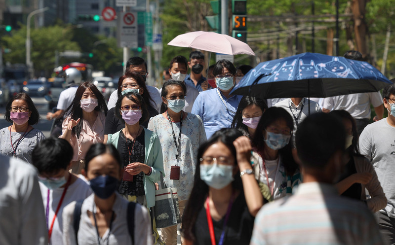 主計總處22日發布8月失業率為3.79%，並指出8月失業人數為44萬9000人，與去年同月比較，失業人數減少5萬6000人。(圖：中央社)